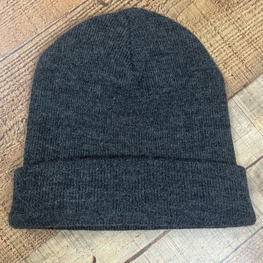 Urban Outfitters One Size Knit Charcoal Grey Beanie Fall Winter Solid
